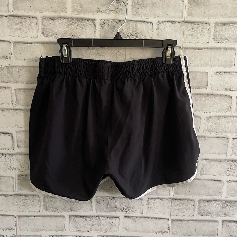Women’s Adidas black 3 stripe lined 4” athletic shorts Large - Picture 2 of 5